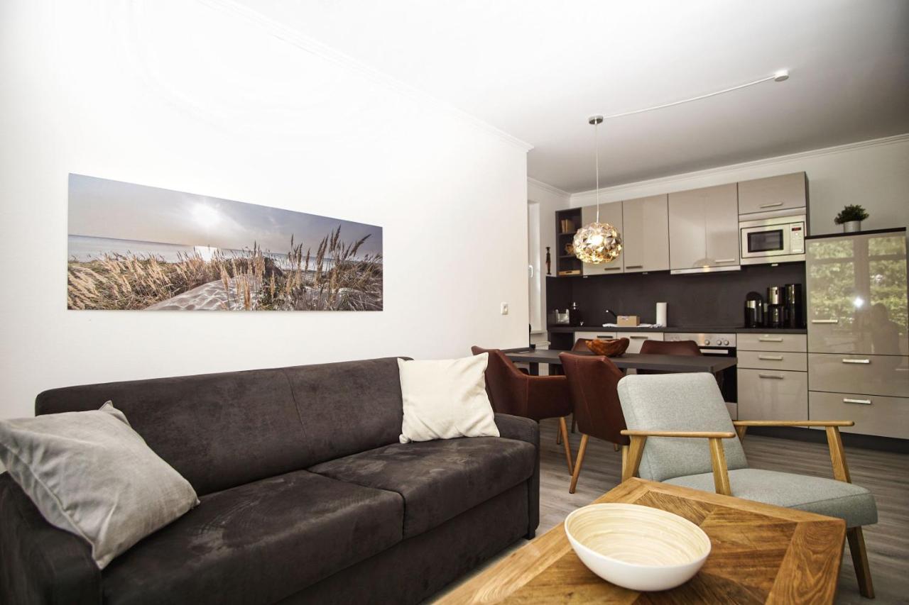 Terrasse, Gratis Nutzung Vom Ahoi Erlebnisbad Und Sauna In Sellin - Meeresblick Fewo 77 Goehren  Exterior foto